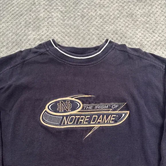 VTG 90's Notre Dame Fighting Irish Navy Faded Crewneck Sweatshirt Sz L - Picture 1 of 8